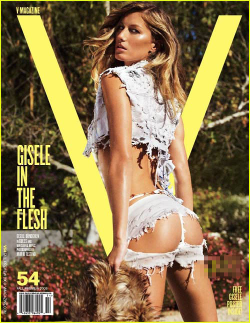 吉赛尔-邦臣成为《V》杂志8月号的封面人物