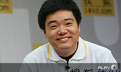 ̨�򱦱��ֳ��������� С��Ϊ����һչ����΢Ц