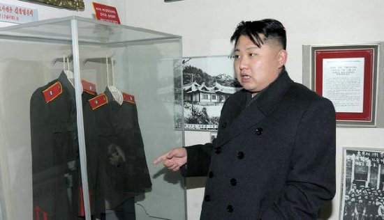 曝光金正恩视察朝鲜<em>高官子女</em>学校-搜狐<em>出国</em>