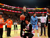 ����,١��