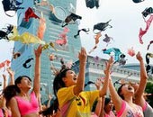 ̨����Ů·�������·��鰩