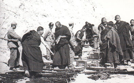 军事专题690期:中国政府平息西藏叛乱