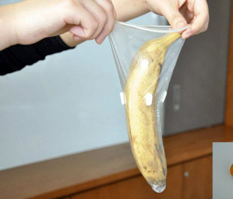 真人演示<em>女用避孕套</em><em>使用方法</em>