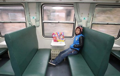 春运奇葩事：一个人“包”了一列火车