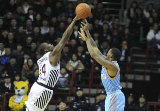 ������׼��˫ ����12+12�½�7��ʤ�ս�