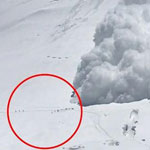 8����ɽ������ѩ��������